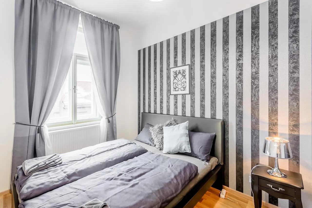 Rybalkova Apartment Praha 0*,